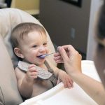 niemowlak jedzenie dzieci