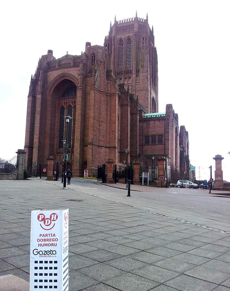 Liverpool katedra Anglia podróże po Anglii