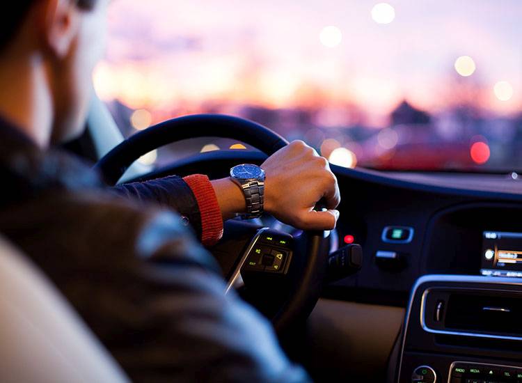 Nowy samochód – skąd wziąć środki? kredyty samochodowe