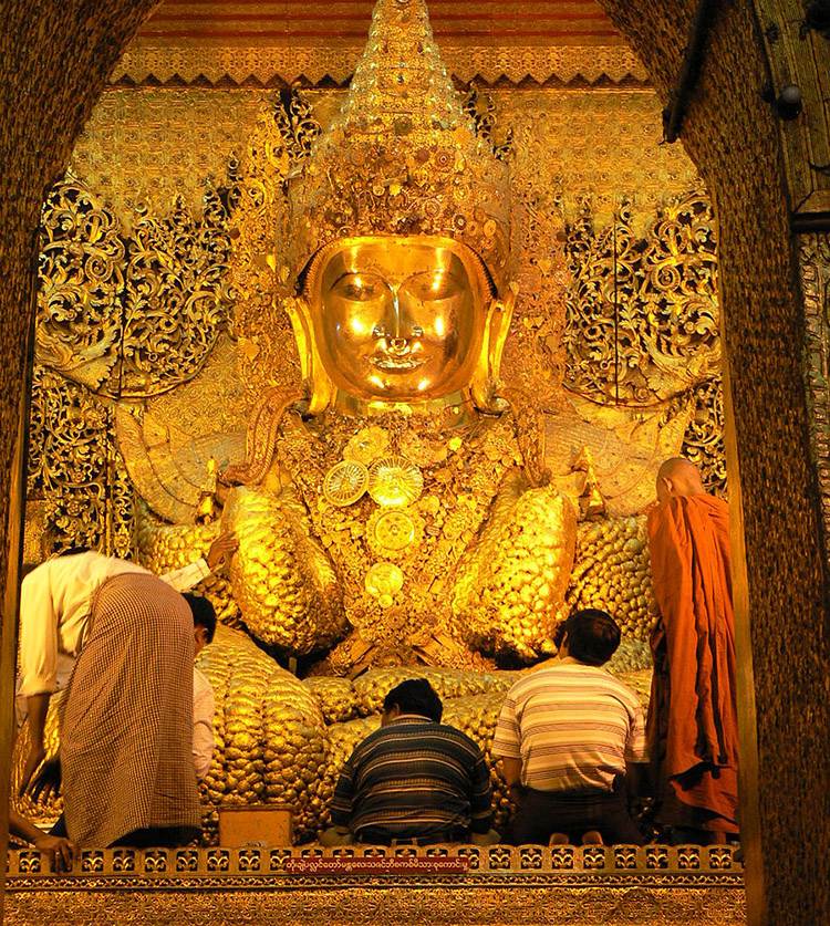 Budda Mahamuni w Birmie  Mjanma