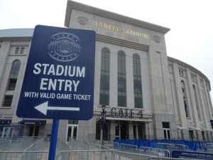stadion Yankee Stadium w Nowym Jorku NYC wejście