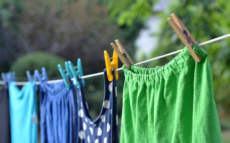 suszenie bielizny na sznurku spinacze pranie pralki prania