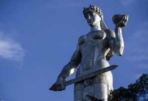 Matka Gruzja pomnik Tbilisi ciekawostki atrakcje Gruzja stolica miasto