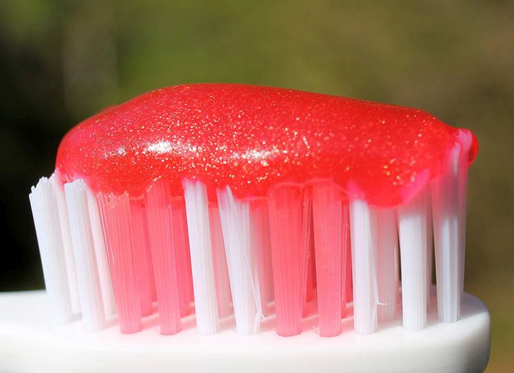 pasta do zębów ciekawostki historia pasty czyszczenie