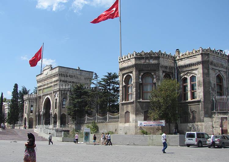 uniwersytet w Stambule atrakcje zabytki Stambułu Turcja