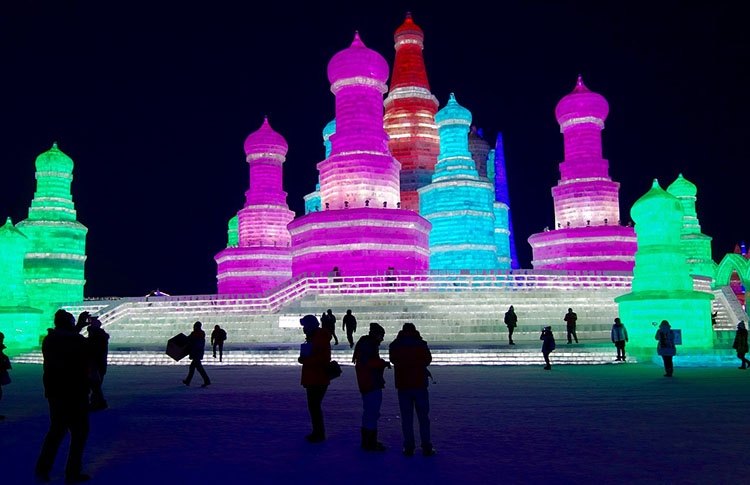 festiwal śniegu lodu miasto Harbin ciekawostki Chiny miasto