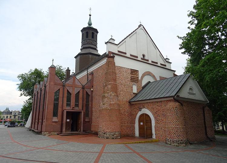 kościół św. Anny Piaseczno ciekawostki atrakcje zabytki