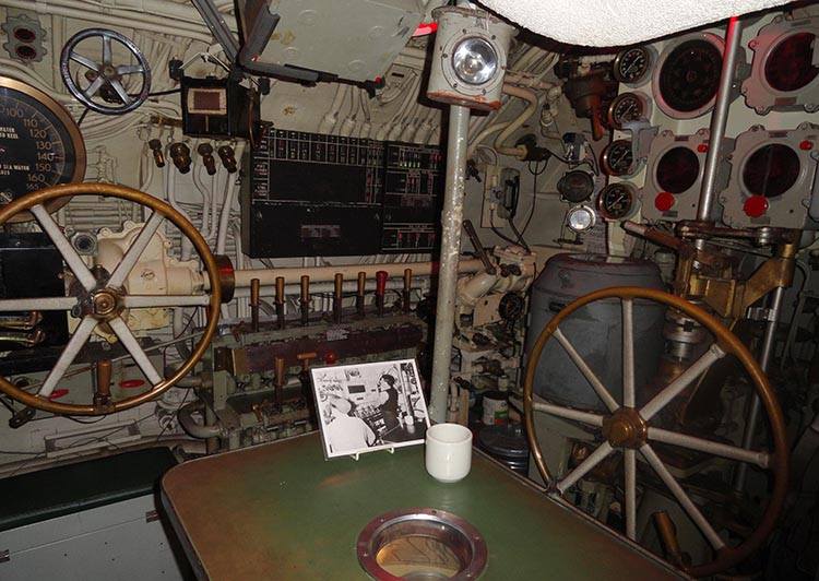 US Code Cleveland USA okręty łodzie podwodne ciekawostki łódź podwodna okręt