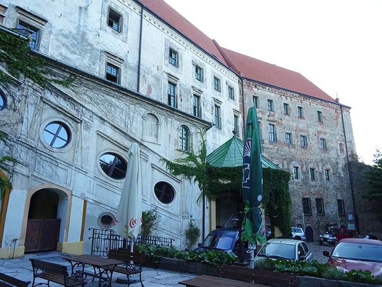 zamek Otmuchów ciekawostki zabytki