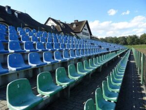 trybuny boiska hotel Remes Opalenica ciekawostki Wielkopolska