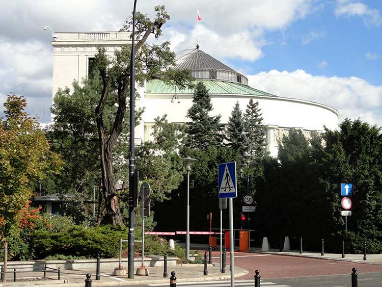 budynek Sejm ciekawostki informacje historia Sejmu RP zwiedzanie