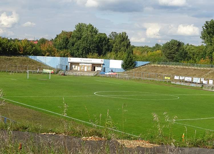 boisko piłkarskie Granat Skarżysko Kamienna atrakcje sport