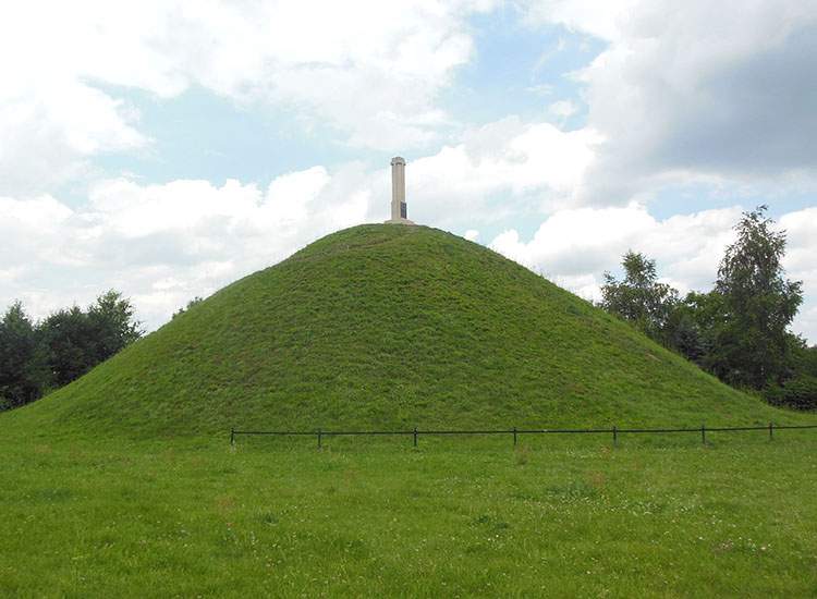Kopiec Grunwaldzki  Niepołomice ciekawostki atrakcje woj. małopolskie 