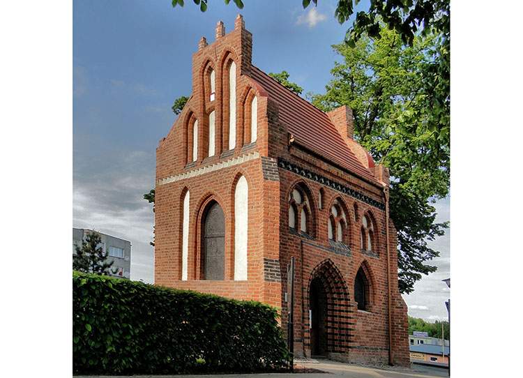 kaplica w Policach Police ciekawostki zabytki atrakcje