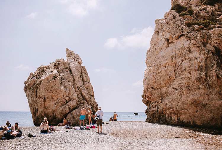 Skała Afrodyty Cypr ciekawostki atrakcje plaża