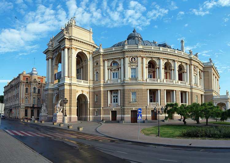 Teatr Opery i Baletu Odessa ciekawostki atrakcje zabytki