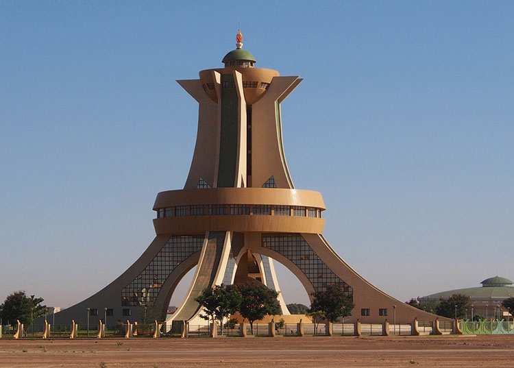 pomnik miasto Wagadugu stolica Burkina Faso ciekawostki atrakcje turystyczne
