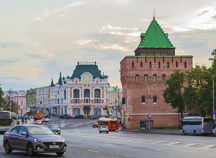Plac Minina i Pożarskiego Niżny Nowgoród ciekawostki zabytki Rosja