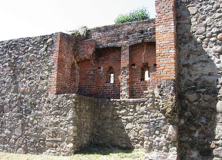 Barlinek ciekawostki atrakcje zabytki mury miejskie