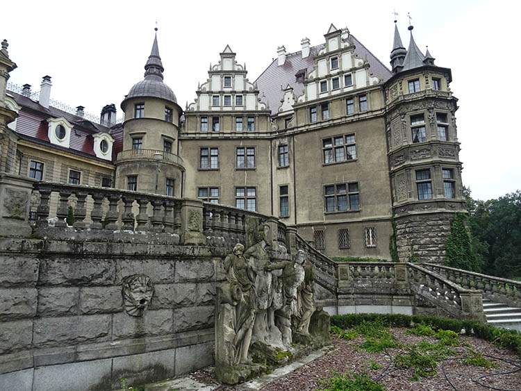 zamek Moszna ciekawostki opolskie