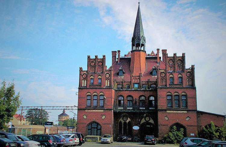 Nowe Skalmierzyce ciekawostki dworzec kolejowy