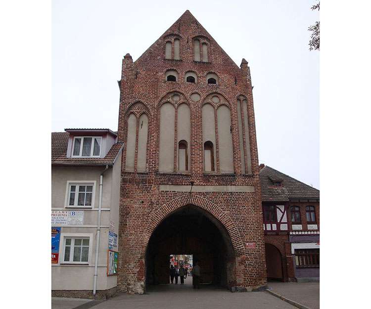 Świdwin ciekawostki Brama Kamienna