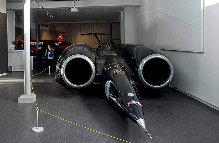 Thrust SSC ciekawostki motoryzacyjne