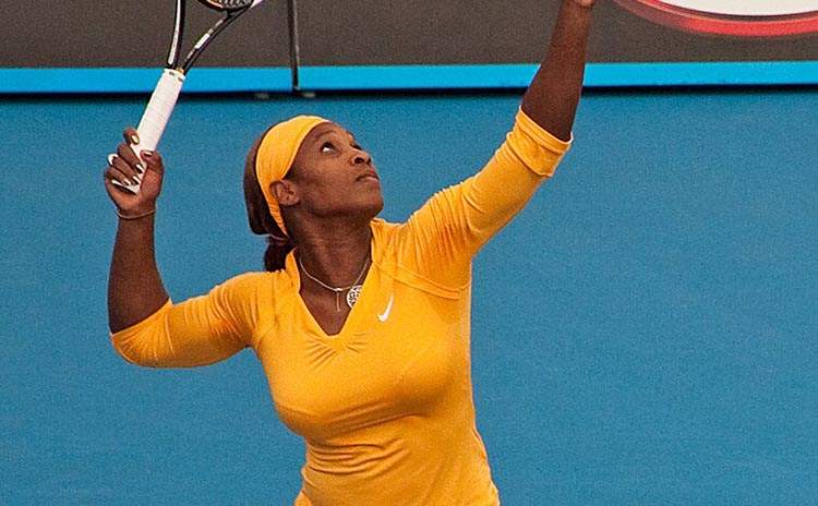 Serena Williams powiększenie piersi