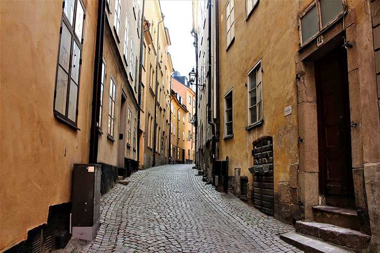 Stare Miasto uliczka Gamla Stan z czego słynie Sztokholm atrakcje zabytki