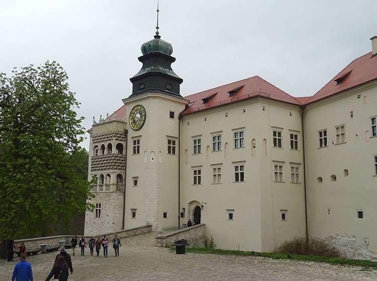 zamek w Pieskowej Skale woj małopolskie