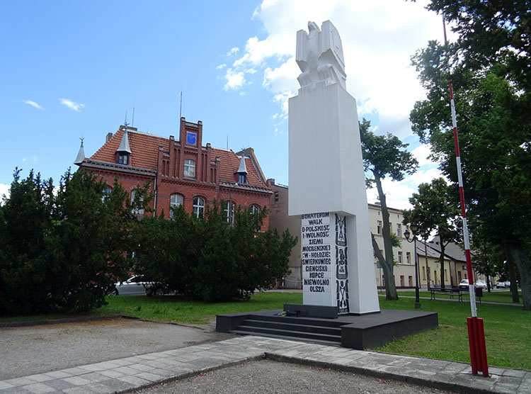 Pomnik Bohaterom walk o polskość i wolność ziemi mogileńskiej
