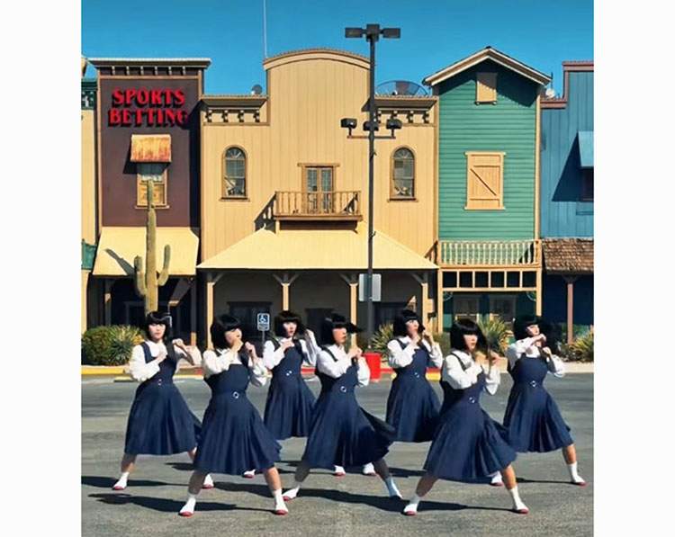 Avantgardey Osaka tancerki zespół taniec