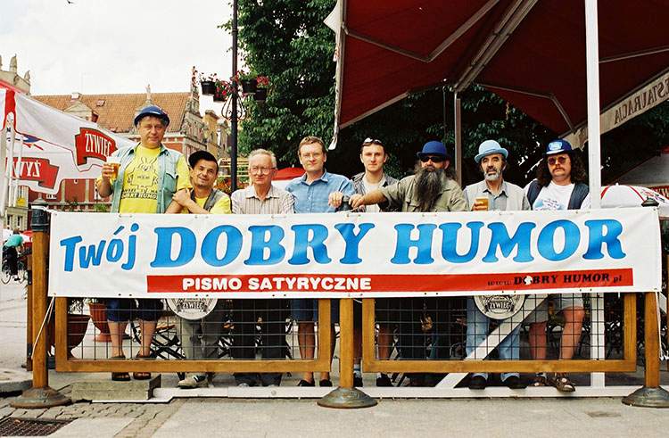 Festiwal Dobrego Humoru 2001 Gdańsk satyrycy baner pismo satyryczne Twój Dobry Humor