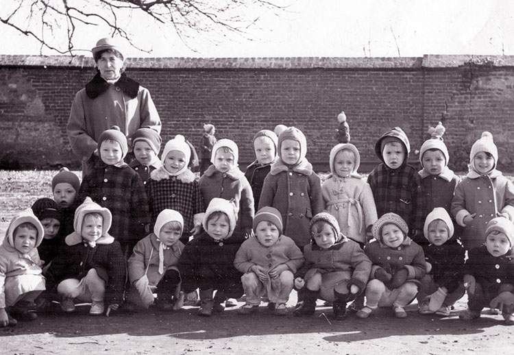 dzieci przedszkole sióstr Urszulanek Lublin ul. Narutowicza 1971