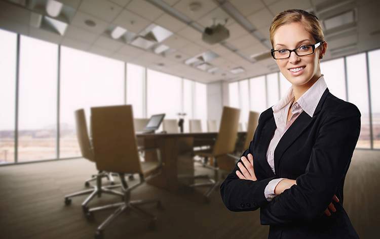 Human Resources bez tajemnic. Jak działa dział zasobów ludzkich human recourses kobieta biuro