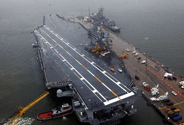 lotniskowiec USS Harry S. Truman CVN-75