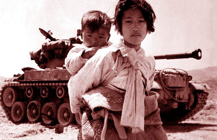 Wojna w Korei. Dlaczego USA nie zrzuciły kilkudziesięciu bomb atomowych wojna w Korei 1950 amerykański czołg kobieta z dzieckiem