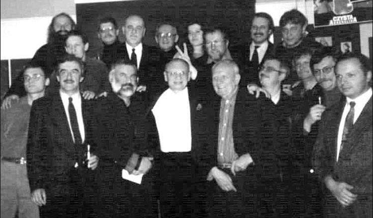 1998 znani rysownicy polscy karykaturzyści w Muzeum Karykatury w Warszawie Sadurski Chodorowski Lengren Jujka